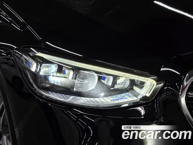 Mercedes-Benz S-Class 2022 — ფოტო 30/36