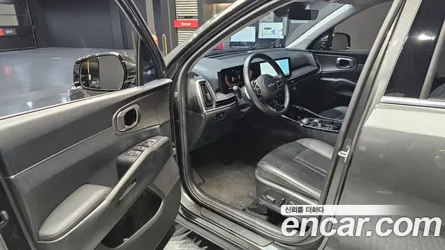 Kia Sorento 2023 — Photo 12/20