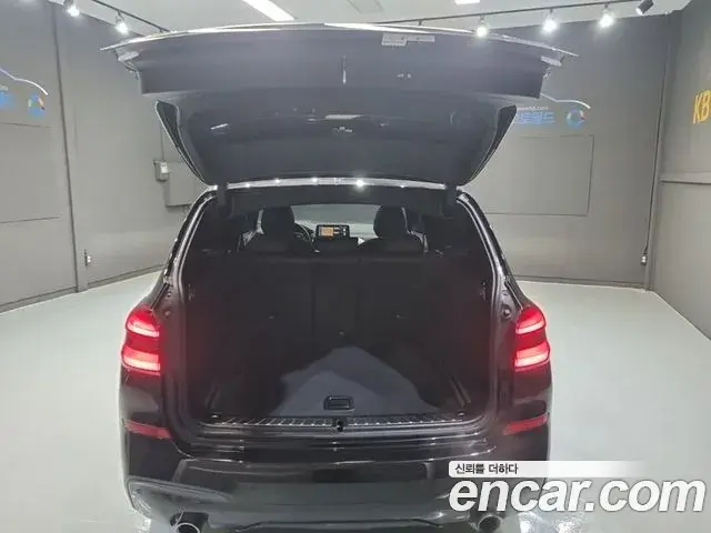 BMW X3 2021 — ფოტო 15/20