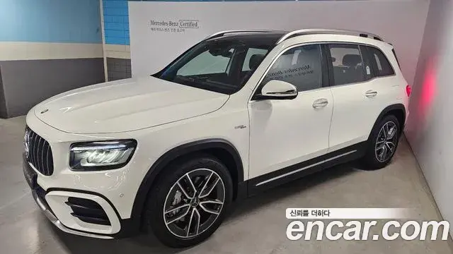 Mercedes-Benz GLB-Class 2025 — Photo 2/20