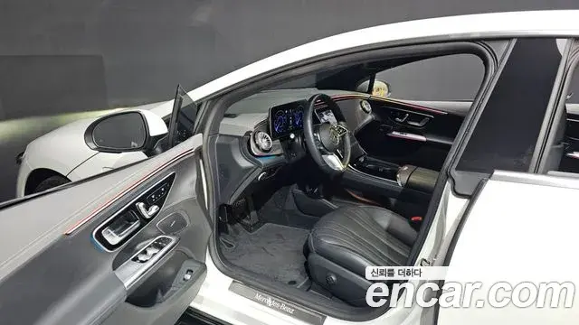 Mercedes-Benz EQE 2024 — Photo 4/20
