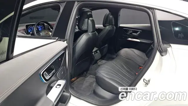 Mercedes-Benz EQE 2024 — Photo 20/20