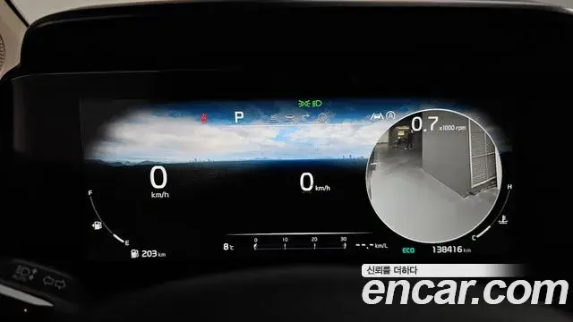 Kia Carnival 2022 — Фото 8/20