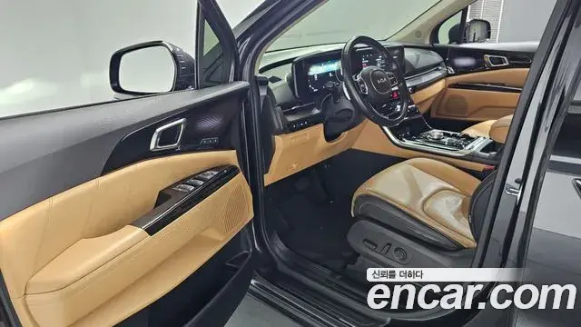 Kia Carnival 2022 — Фото 11/20