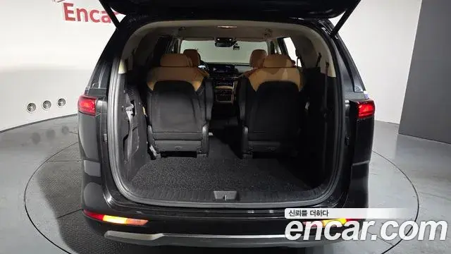 Kia Carnival 2022 — Фото 20/20