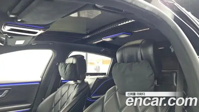 Mercedes-Benz S-Class 2021 — Photo 6/20