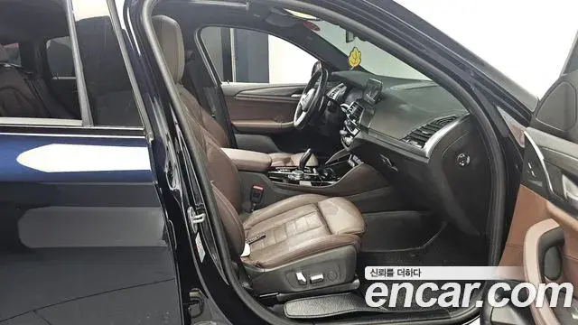 BMW X4 2021 — ფოტო 13/20