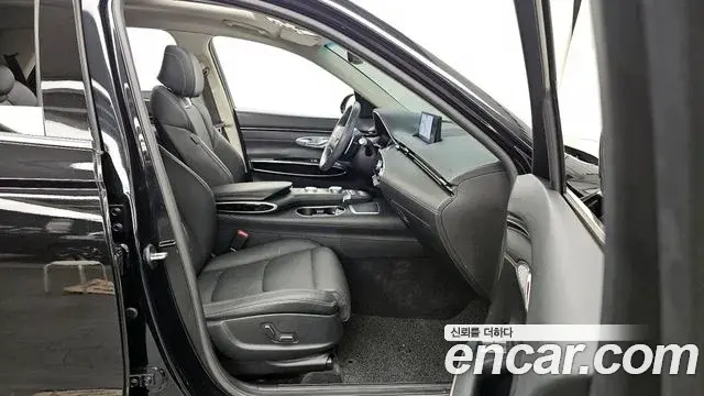 Genesis GV70 2021 — Şəkil 14/20