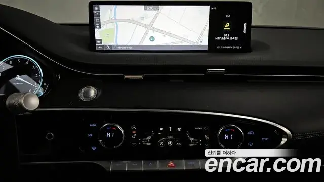 Genesis GV70 2021 — Şəkil 9/20