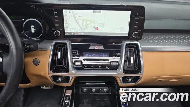 Kia Sorento 2021 — Photo 13/20