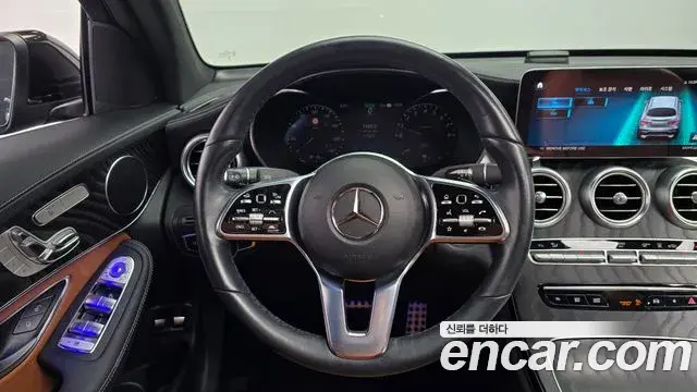 Mercedes-Benz GLC-Class 2023 — ფოტო 18/20