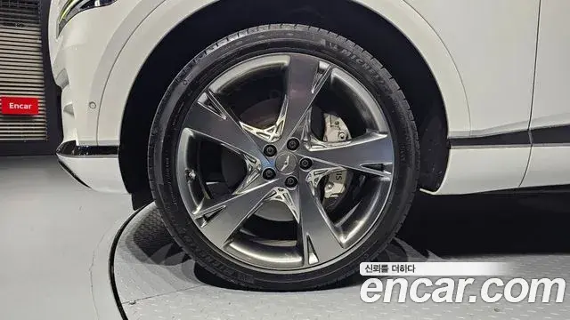 Genesis GV80 2022 — Photo 9/20