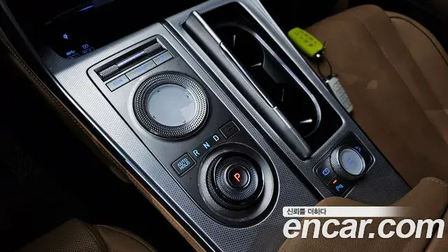 Genesis GV80 2022 — Photo 8/20