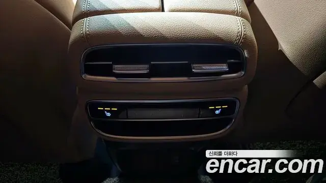 Genesis GV80 2022 — Photo 20/20