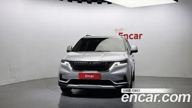Kia Carnival 2022 — Photo 15/20