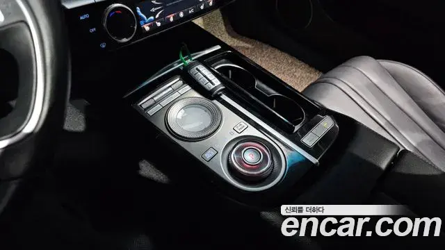 Genesis G80 2021 — Photo 6/20