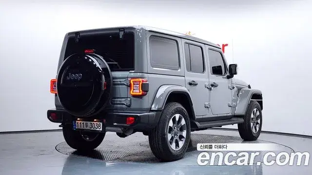 Jeep Wrangler 2022 — ფოტო 15/20