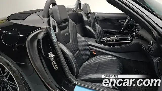 Mercedes-Benz AMG GT 2021 — ფოტო 13/20