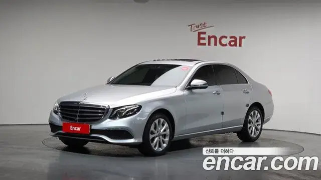 Mercedes-Benz E-Class 2018 — Şəkil 6/20