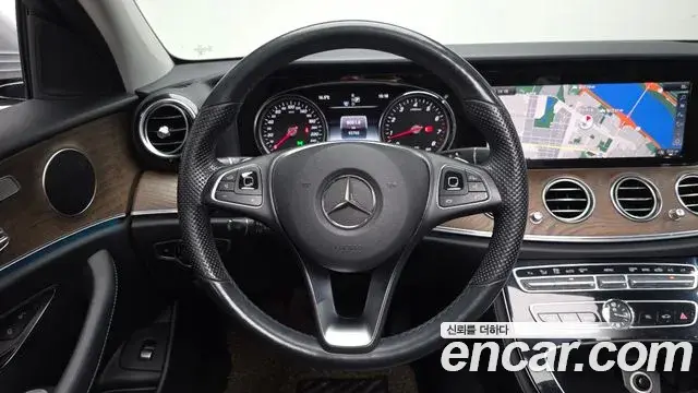 Mercedes-Benz E-Class 2018 — Şəkil 5/20