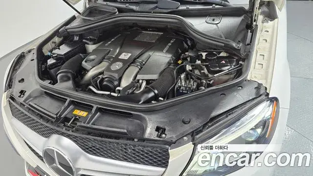 Mercedes-Benz GLE-Class 2019 — Photo 14/20