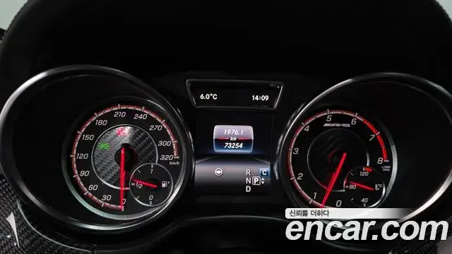 Mercedes-Benz GLE-Class 2019 — Photo 19/20