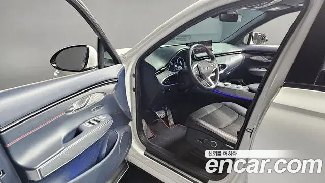 Genesis GV70 2023 — ფოტო 2/20