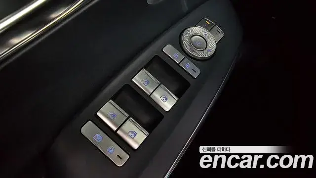 Genesis GV70 2023 — ფოტო 5/20