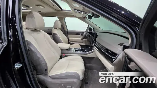 Kia Carnival 2023 — Photo 3/20