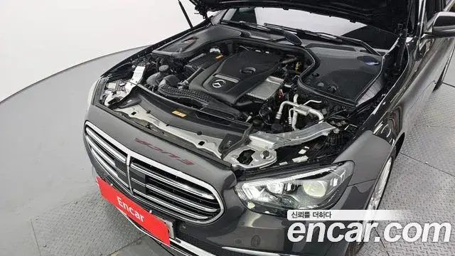 Mercedes-Benz E-Class 2020 — Şəkil 10/20