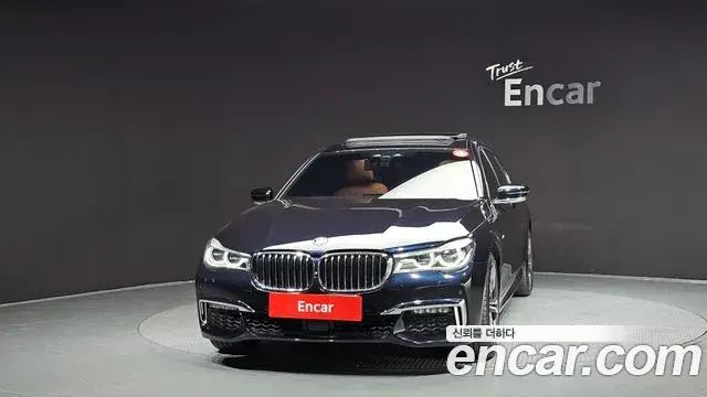 BMW 7 Series 2019 — Photo 7/20