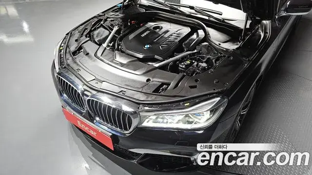 BMW 7 Series 2019 — Photo 10/20