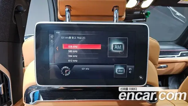 BMW 7 Series 2019 — Photo 15/20