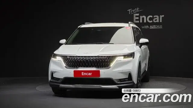 Kia Carnival 2022 — Photo 6/20