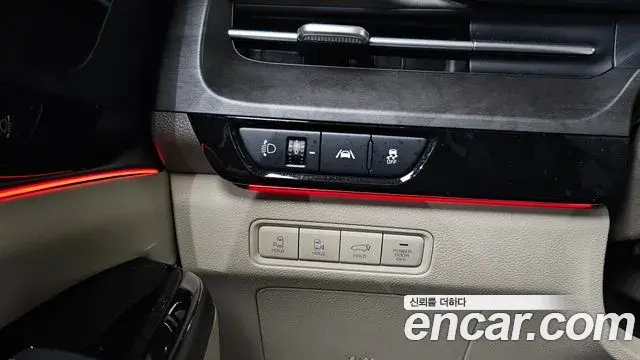 Kia Carnival 2020 — Фото 14/20