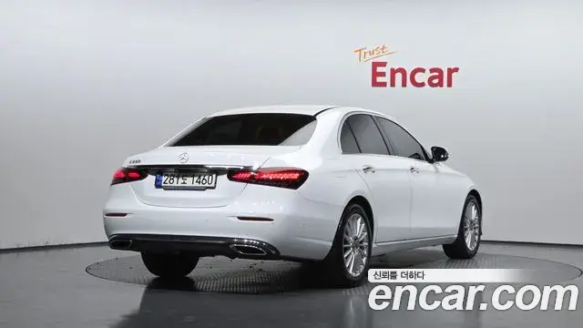 Mercedes-Benz E-Class 2021 — Şəkil 7/20