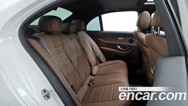 Mercedes-Benz E-Class 2021 — Şəkil 5/20