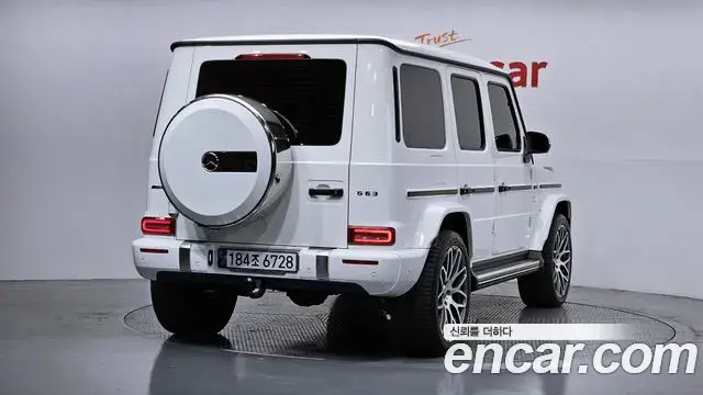 Mercedes-Benz G-Class 2021 — ფოტო 18/20