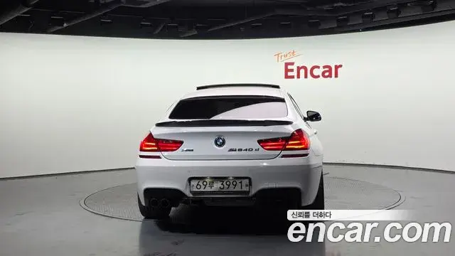 BMW 6 Series 2018 — Photo 18/19