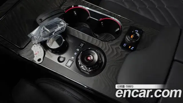 Genesis GV80 2025 — ფოტო 13/20