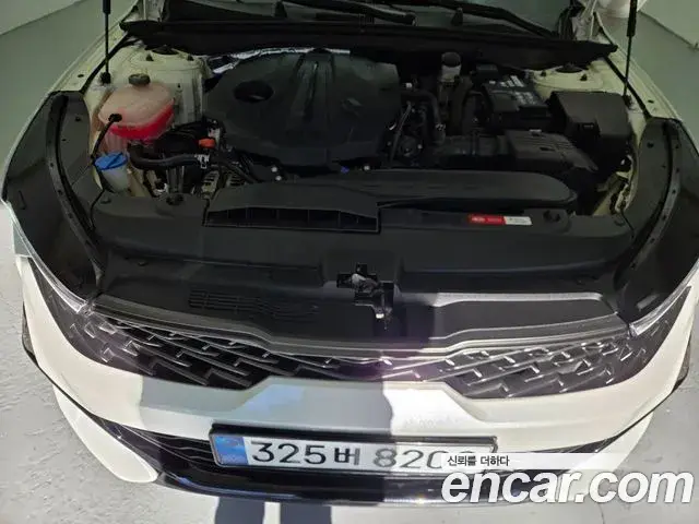 Kia K5 2020 — ფოტო 13/18