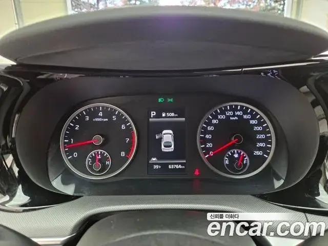 Kia K5 2020 — ფოტო 8/18