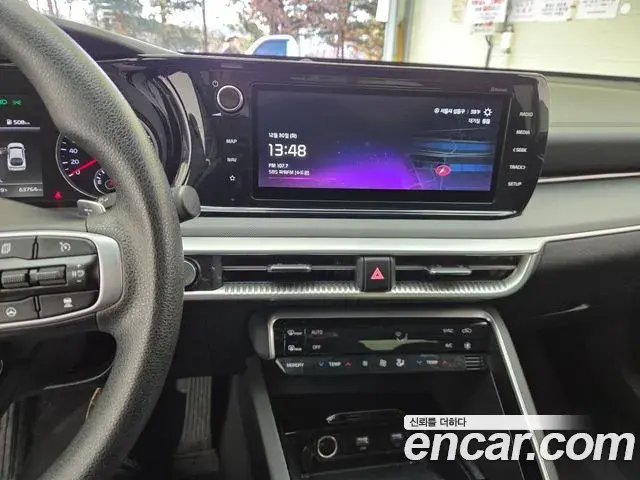 Kia K5 2020 — ფოტო 5/18