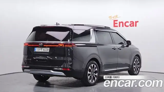 Kia Carnival 2020 — Фото 2/20