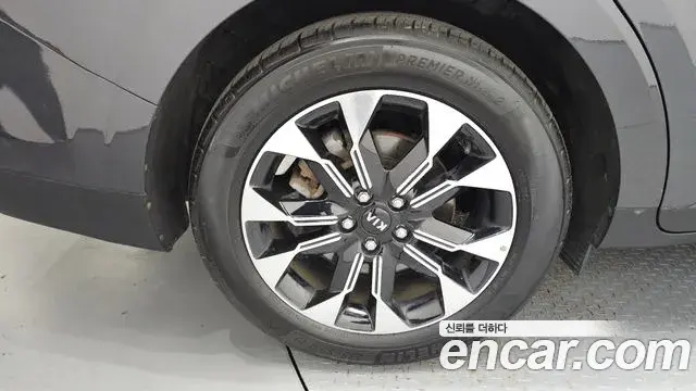 Kia Carnival 2020 — Фото 5/20