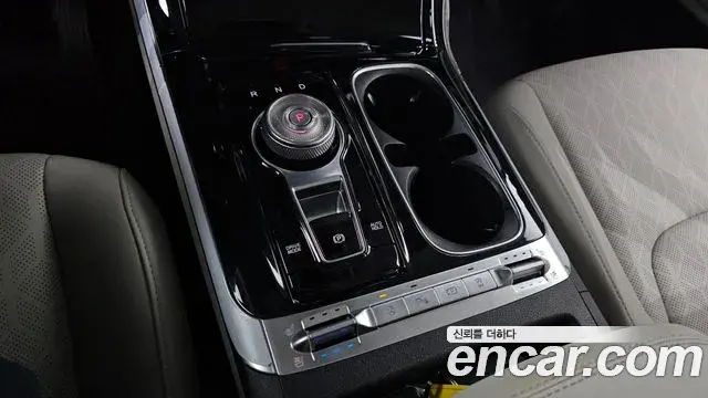 Kia Carnival 2020 — Фото 9/20