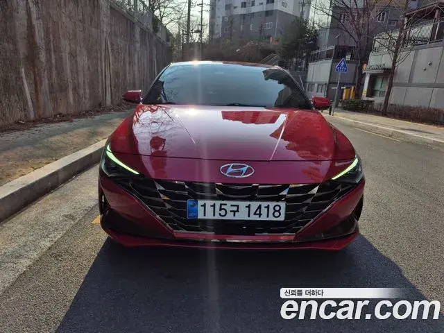 Hyundai The New Avante Hybrid 2020 — Photo 10/20