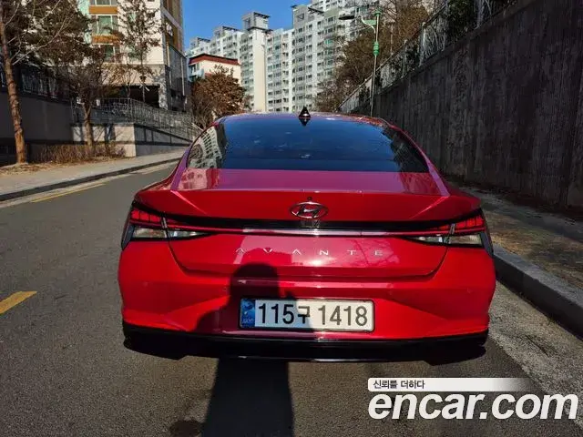 Hyundai The New Avante Hybrid 2020 — Photo 6/20