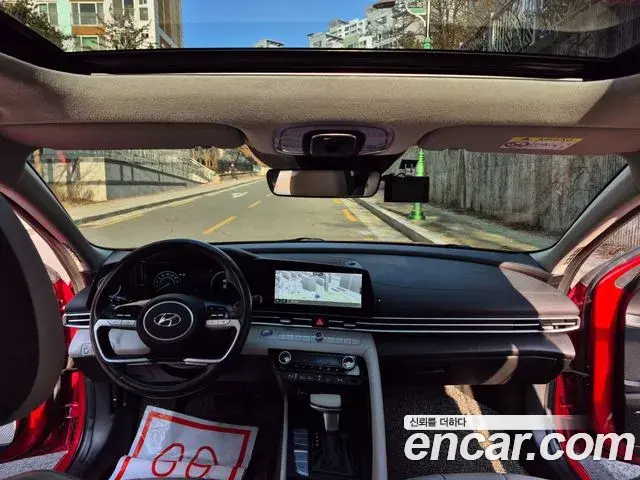 Hyundai The New Avante Hybrid 2020 — Photo 17/20