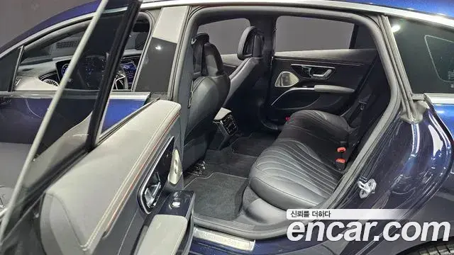 Mercedes-Benz EQS 2022 — ფოტო 19/20